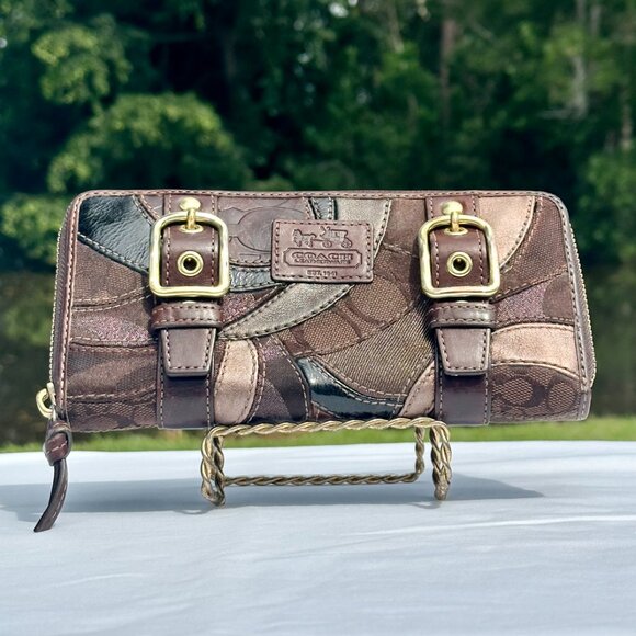 COACH Zoe Mixed Media Patchwork Chocolate Brown Leather Large Full Length Wallet - Picture 1 of 15